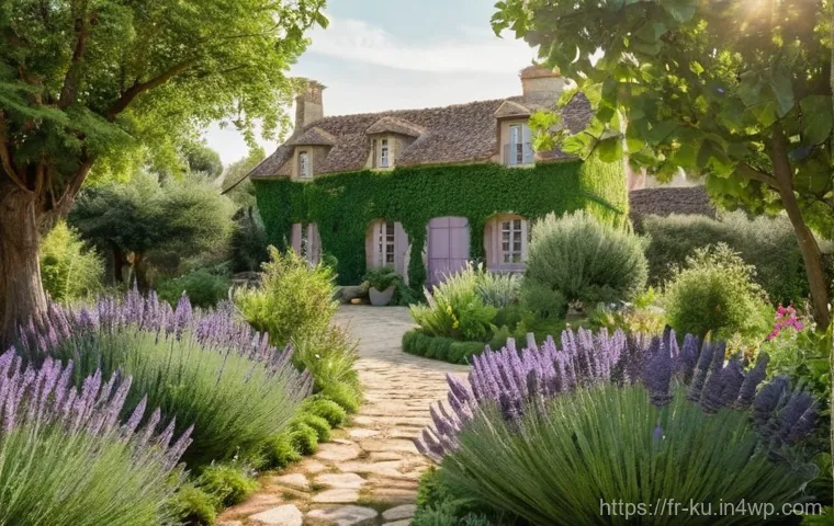 다년생 식물 선택 시 고려할 요소 - **Prompt:** A serene and vibrant French perennial garden at golden hour. A diverse array of flowerin...